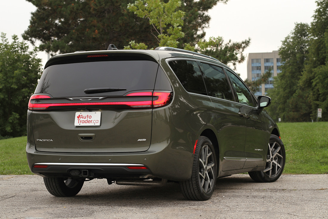 2027 Chrysler PAcifica - TD - CT - 261005 - 32.jpg