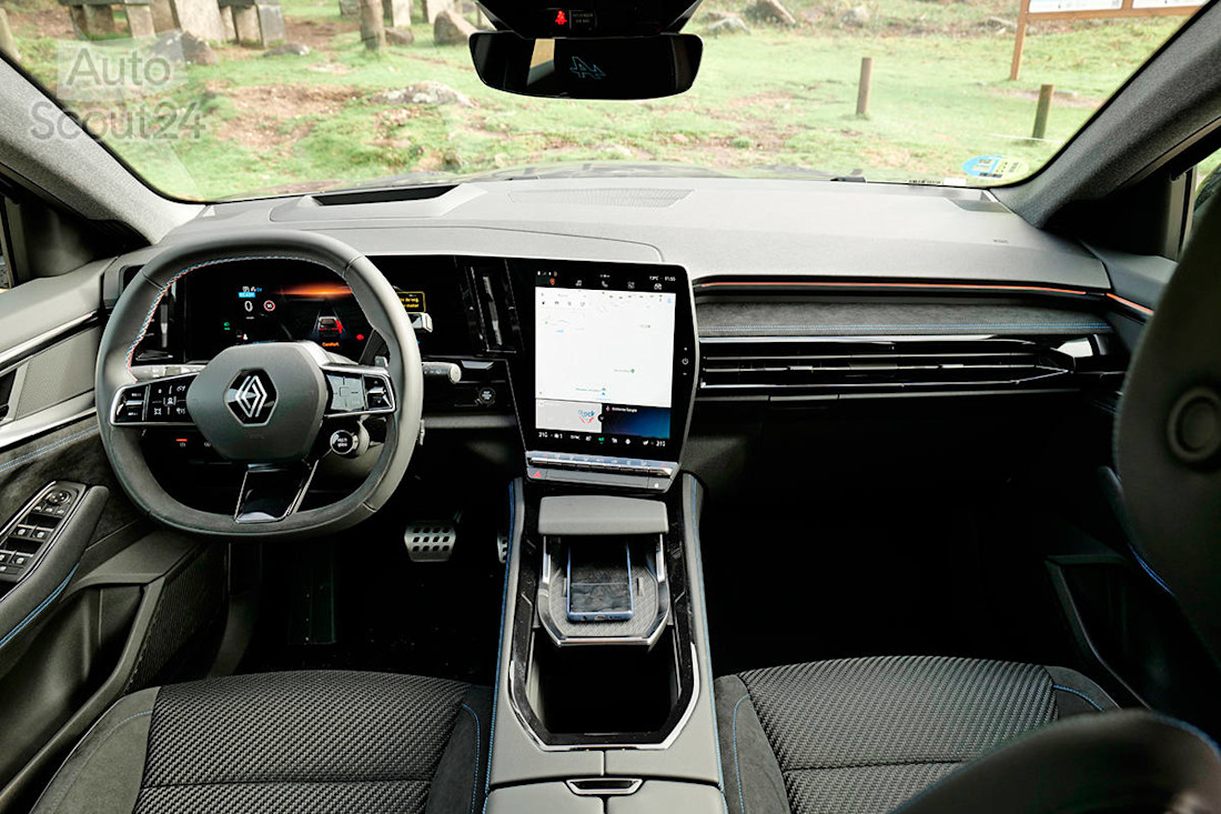 Video prueba Renault Austral HEV 2023 interior Ruben Fidalgo AS24 (6).jpg