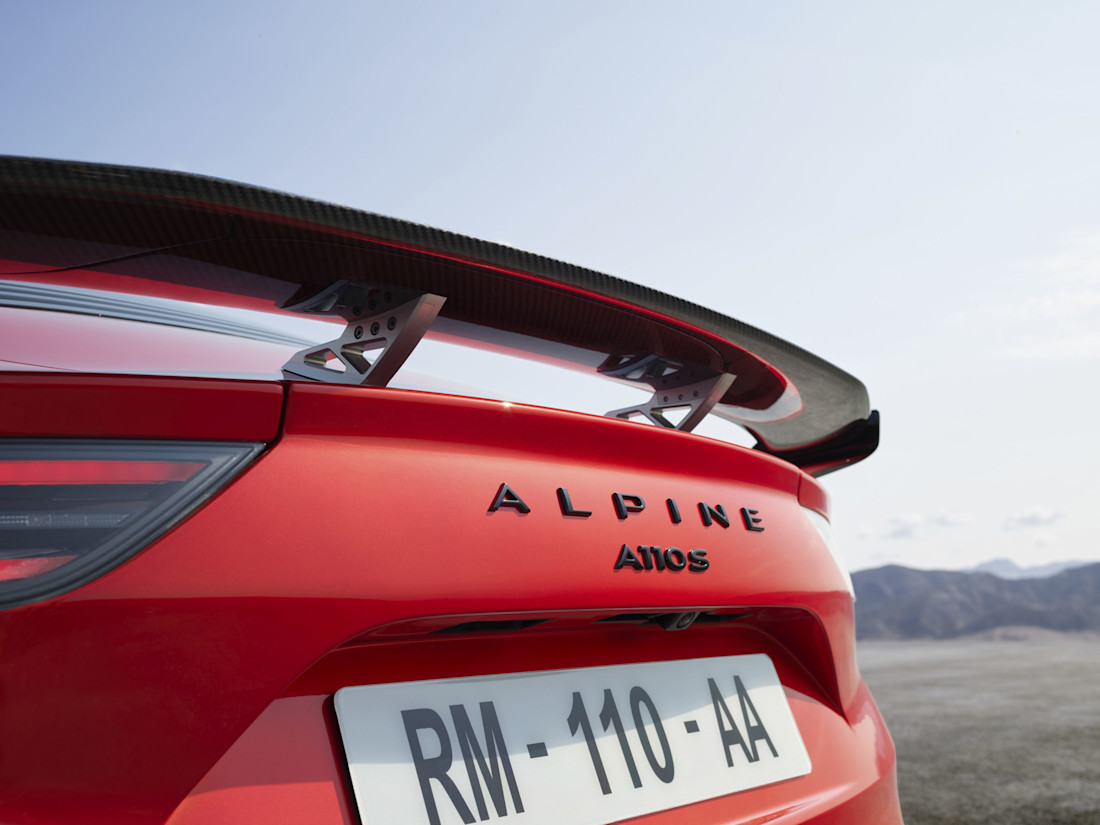 Alpine svela la nuova gamma A110