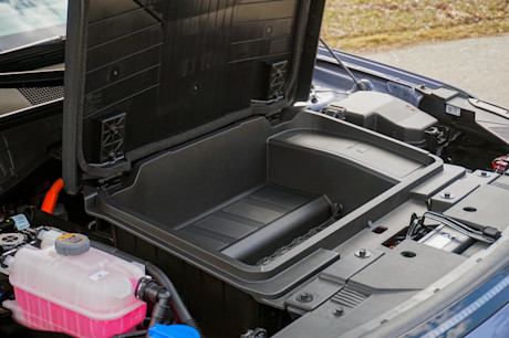 Editorial 2024 hyundai kona electric ultimate td 240404 15 jl