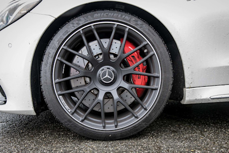 Editorial 2017 mercedes amg c 63 s 16 bm