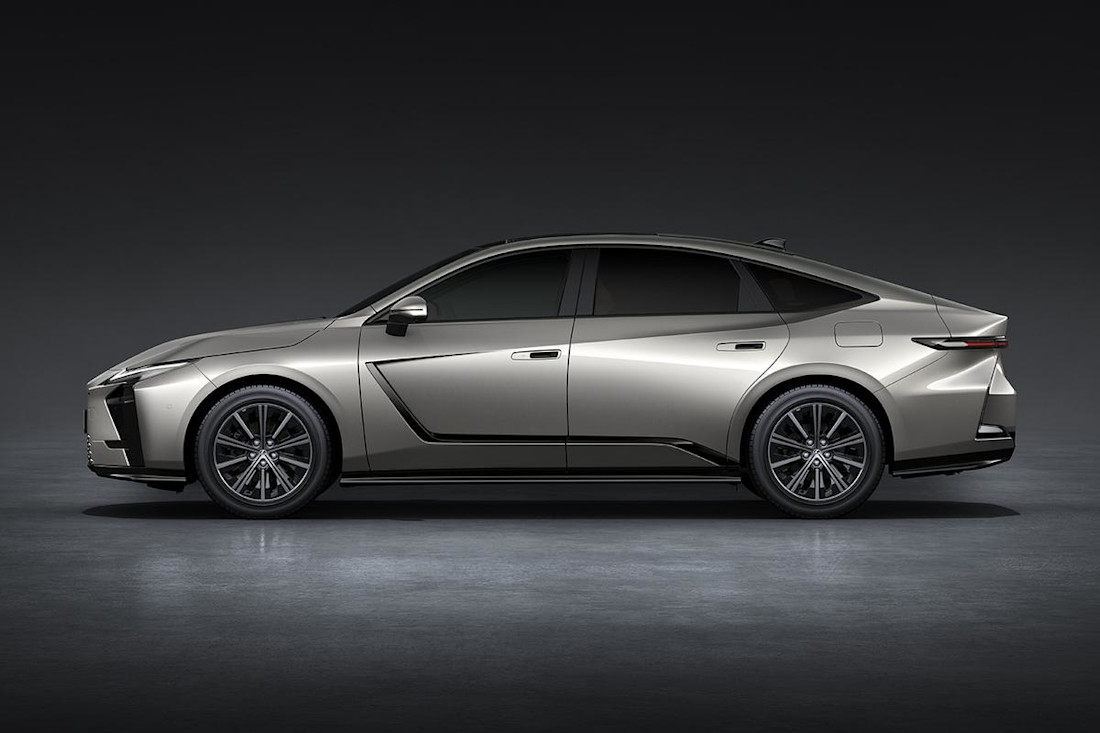 lexus-es-2026 (3).jpg