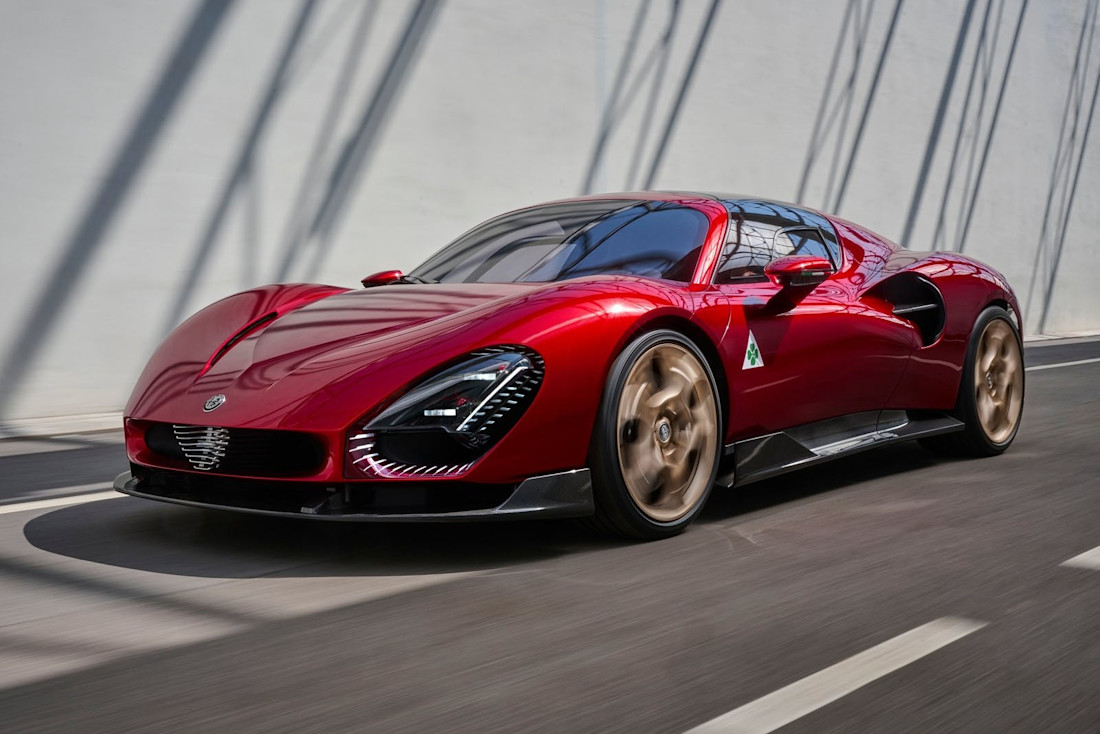 Alfa Romeo 33 Stradale feiert sein exklusives Debüt