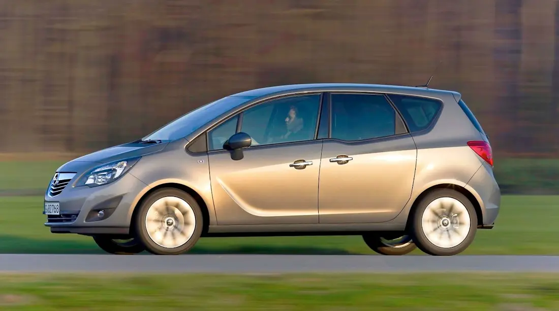 Kleiner Opel-Van mit Platz für bis zu fünf Insassen - oder aber 1500 Liter Fassungsvermögen: der Meriva B.  Kleiner Opel-Van mit Platz für bis zu fünf Insassen - oder aber 1500 Liter Fassungsvermögen: der Meriva B.