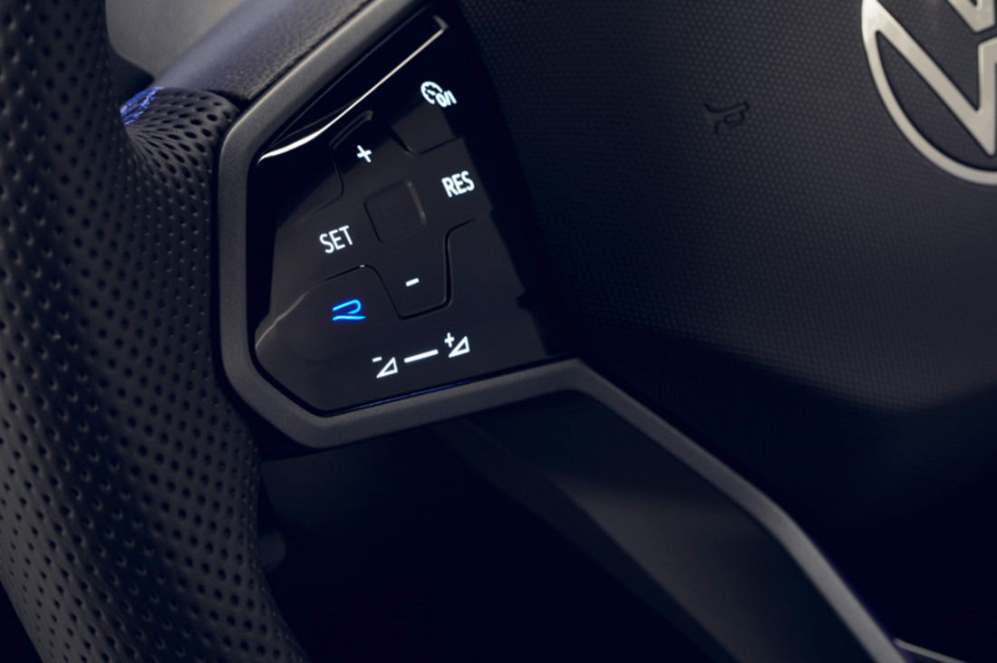 volkswagen-tiguan-2020 (26).jpg