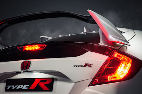 Editorial 07 2017 civic type r european version