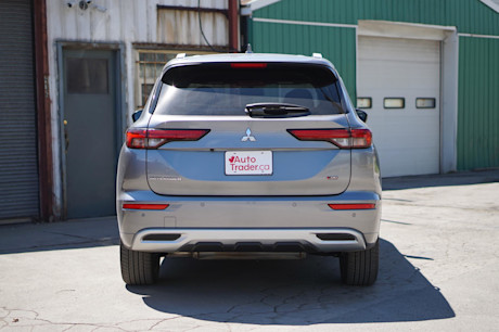Editorial 2022 mitsubishi outlander gt s awc 09 jl