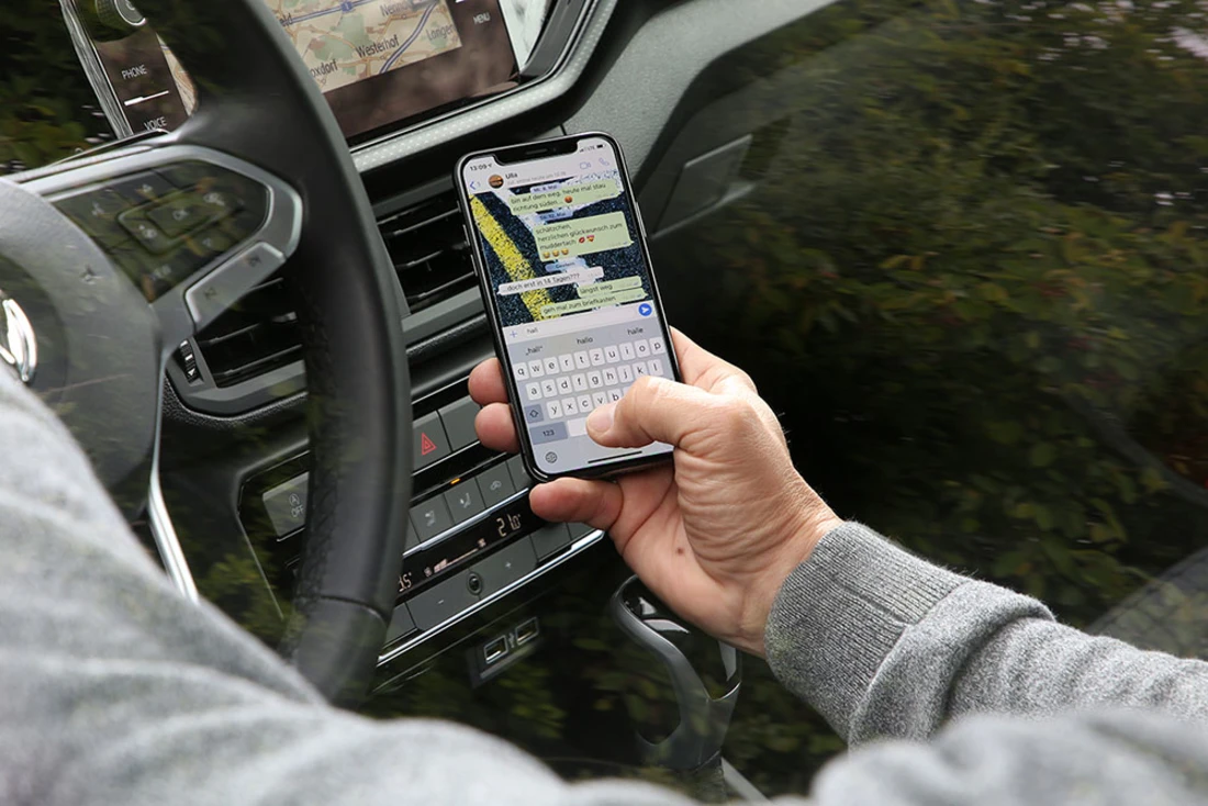 Handy am Steuer Handy am Steuer