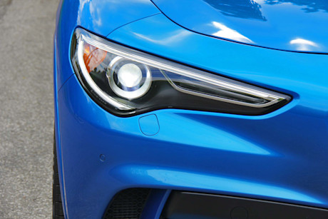 Editorial 2019 alfa romeo stelvio quadrifoglio awd 13 dw