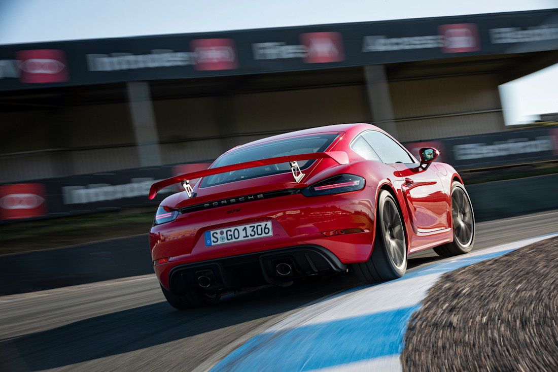 AS24 -Porsche Cayman GT4 (6).jpg