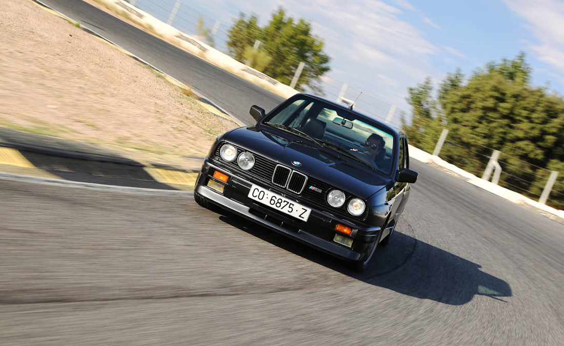 BMW-M3-E30 (4).jpg