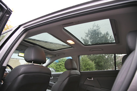 Editorial 2011 kia sportage ex luxury 03 jbe