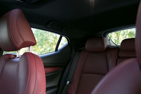 Editorial 2019 mazda3 sport gt 24 jw