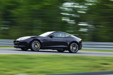 Editorial 16 bh 2016 jaguar f type r awd