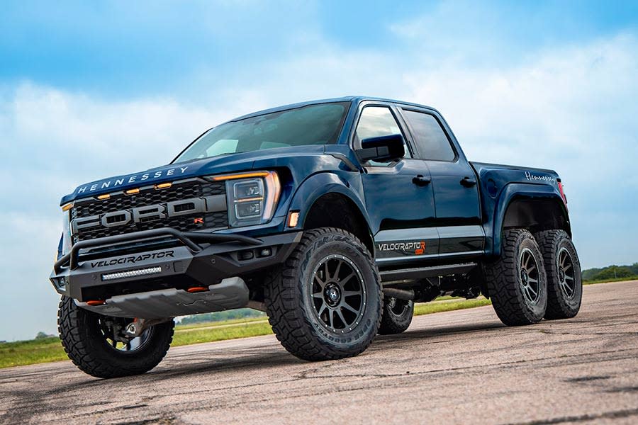 Hennessey-VelociRaptor-6x6-F-150 (3).jpg