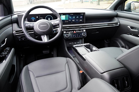 Hyundai Tucson XRT 2025 : essai routier Body Image