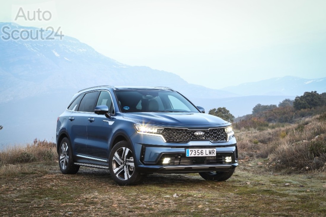 NUEVO KIA SORENTO PHEV - CALIDAD MEDIA_007 (1).jpg