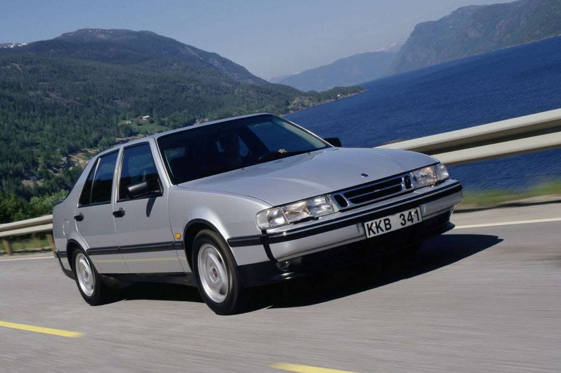 56sB1HEXCuiMIKCiCD6Y7c-a62aa11608aab2e186bb1db477712829-saab-9000-front-1100