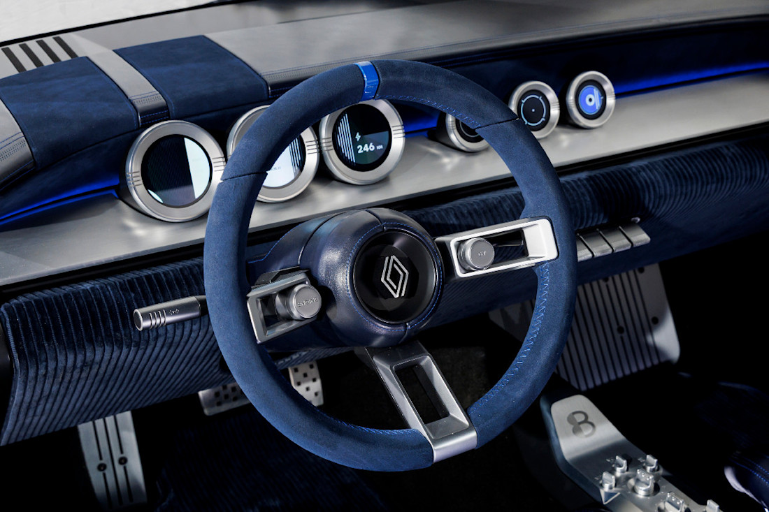 Renualt-8-Gordini-2026-interior (7).jpg