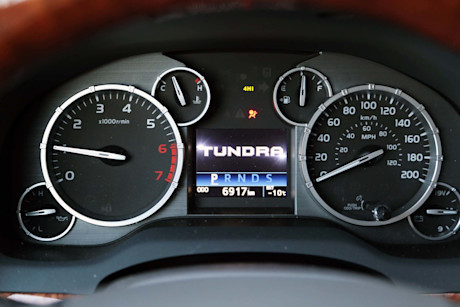 Editorial 2017 toyota tundra 4x4 crewmax platinum 19 ts