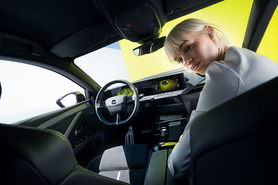Opel-Astra-GSe-phev-225-autocasion (9).jpg