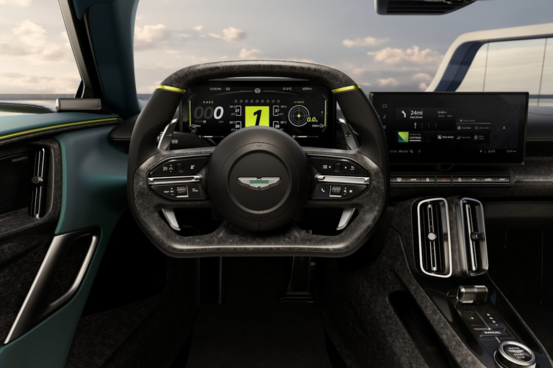 Aston-Martin-Valhalla-2026-interior (3).jpg