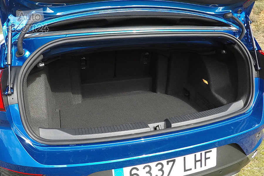 foto vw t-roc maletero.JPG