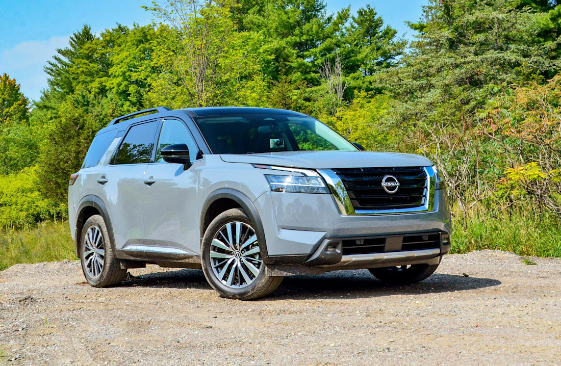 Wunderschone Nissan Pathfinder 2022 Bildnull