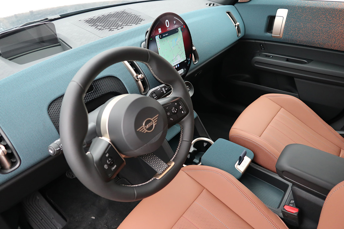 2026 Mini Countryman S ALL4 - TD - JM - 260318 - 15.jpg