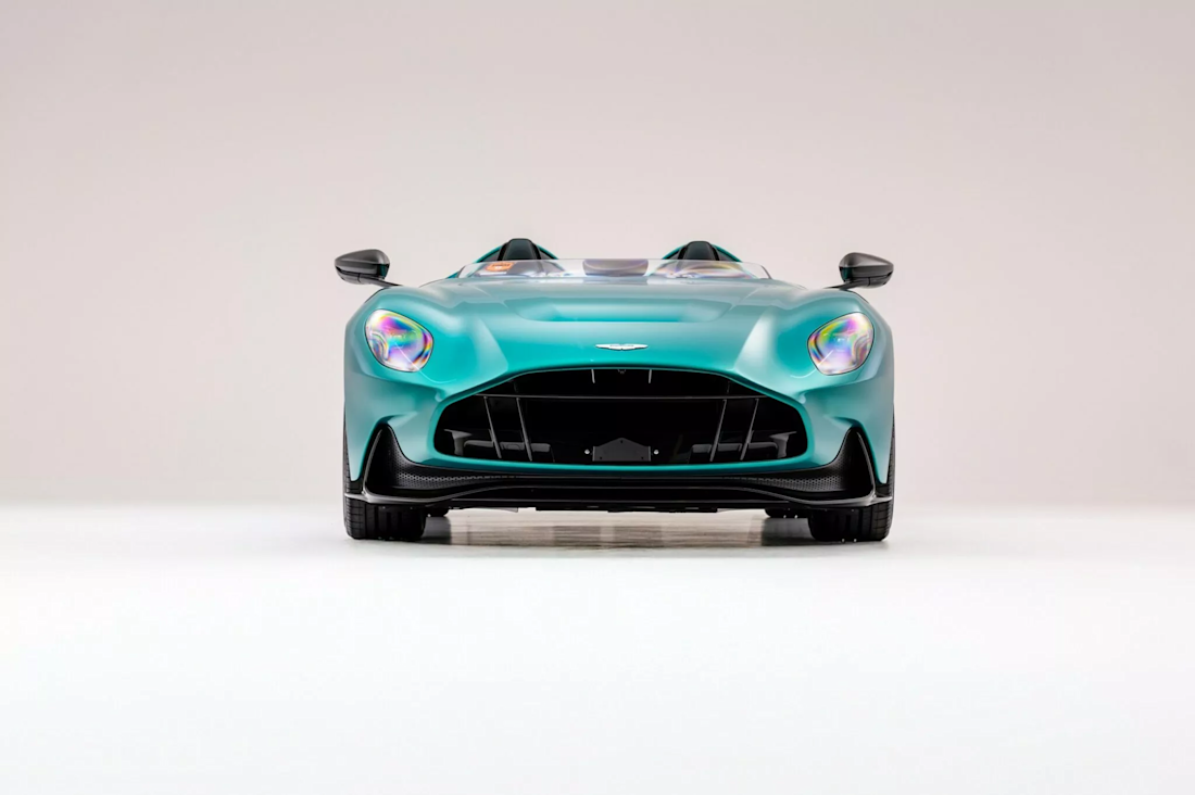 Aston-Martin-DBR22-fernando-alonso (5).jpg