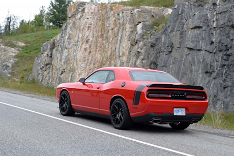 Editorial 2016 dodge challenger rt scat pack shaker jp 05