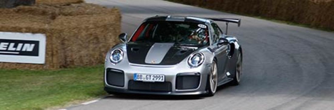 Weltpremiere: Porsche 911 GT2 RS – Der schnellste Straßen-Elfer