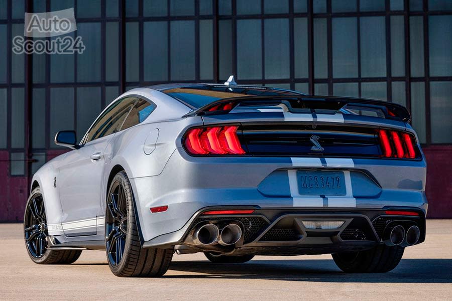 Ford-Mustang_Shelby_GT500_Heritage_Edition-2022-1280-08.jpg
