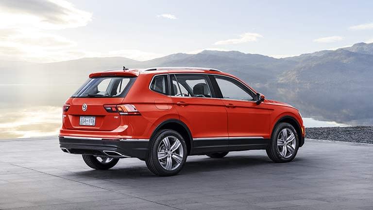Volkswagen Tiguan vedere din spate