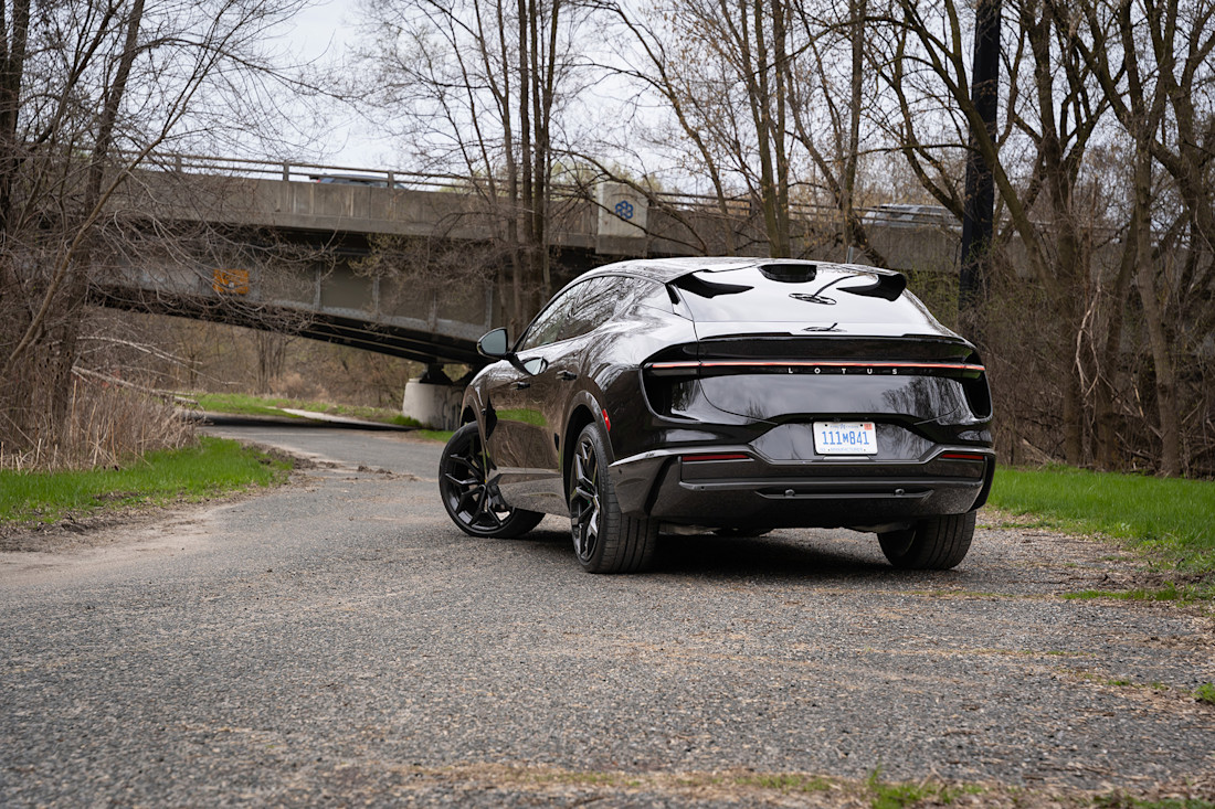 2026 Lotus Eletre - FD - JW - 260429 - 10.jpg