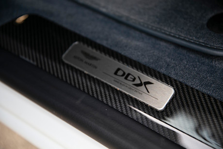 Editorial 2023 aston martin dbx 707 22 jw