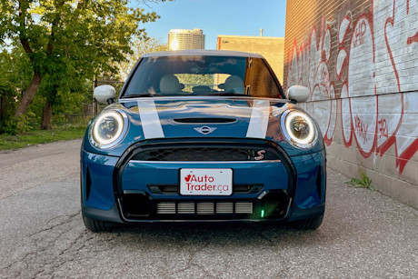 Editorial 2022 mini cooper s 5 door premierplus 01 ct