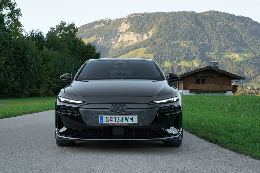 2 audi-a6-sportback-e-tron-quattro-front