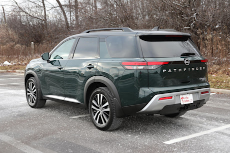 Editorial 2024 nissan pathfinder platinum td 240226 07 jm
