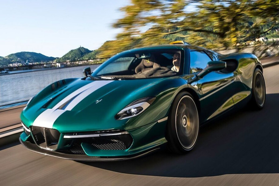 Touring Superleggera Arese rh95 (1).jpg