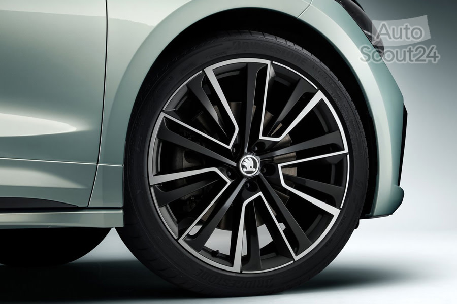 Skoda-Enyaq_iV-2021-1280-49.jpg