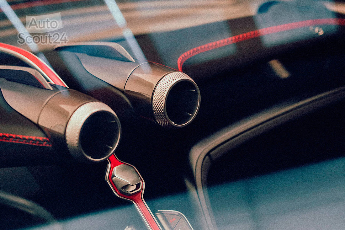 Hongqi S9 2021 (26).jpg