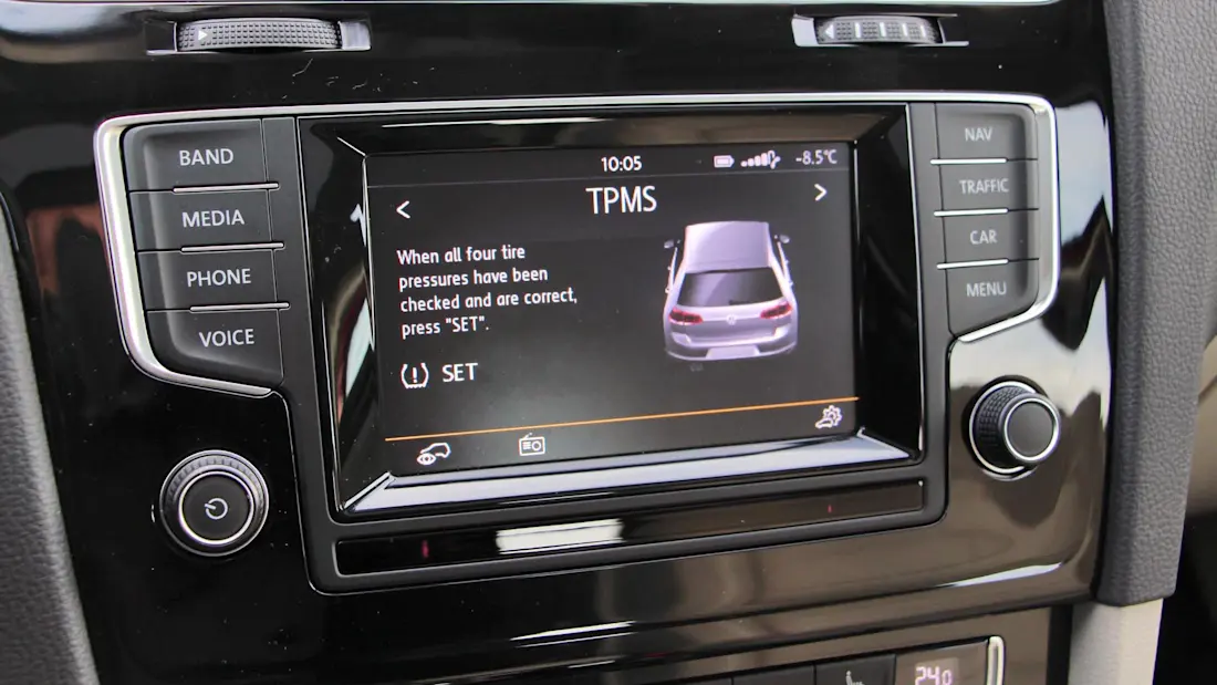 Editorial 07 tire pressure monitoring system 2015 volkswagen golf tdi jonathan yarkony