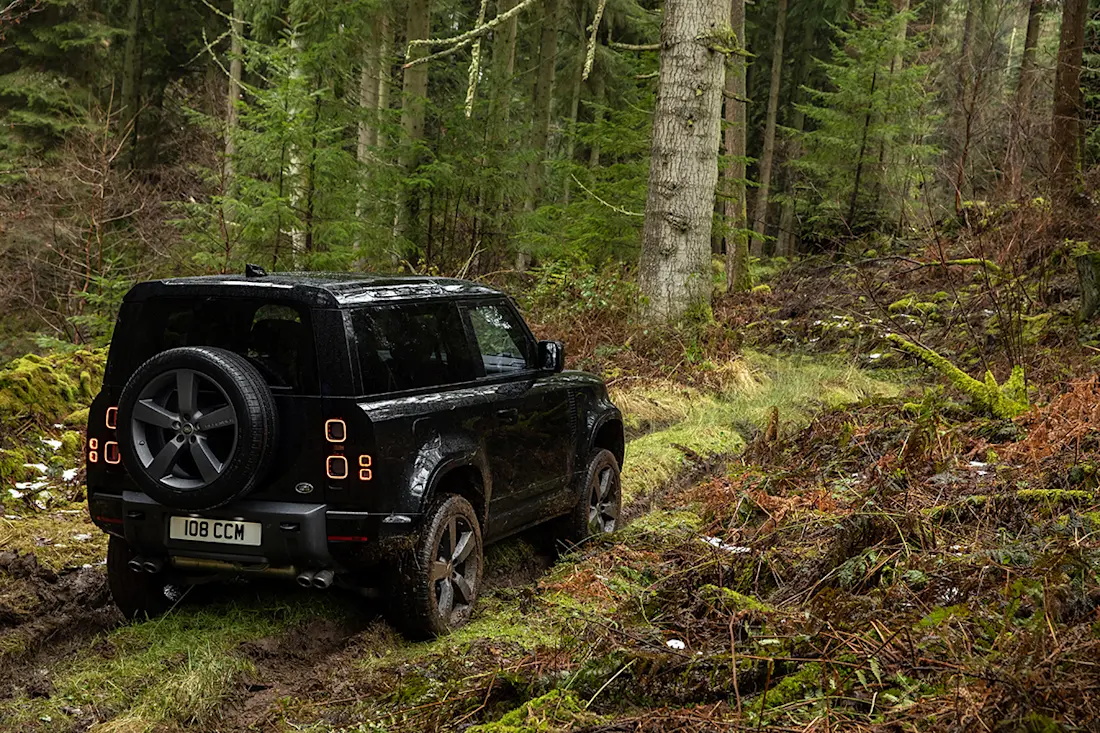 Land Rover Defender V8 90 2022 Land Rover Defender V8 90 2022