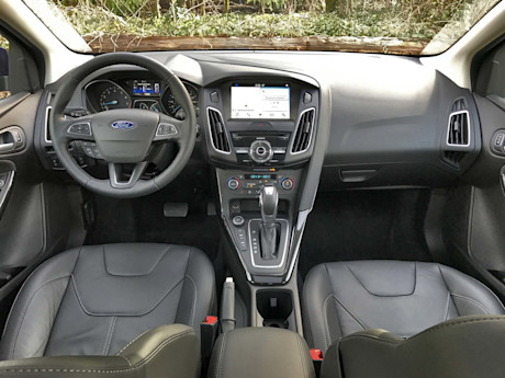 Editorial 2017 ford focus titanium sedan 14 gw