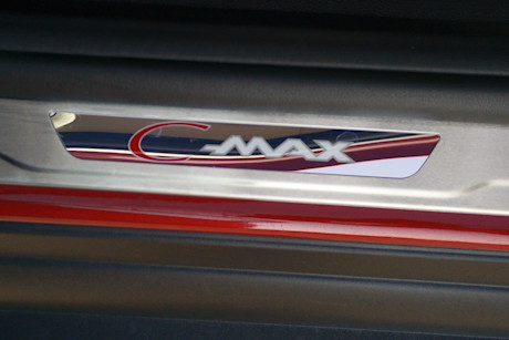 Editorial 2016 ford cmax energi 5