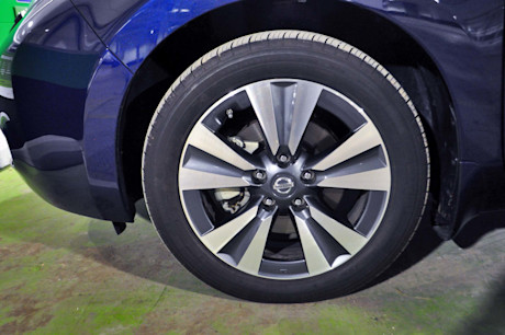 Editorial 2017 nissan leaf 11 mb