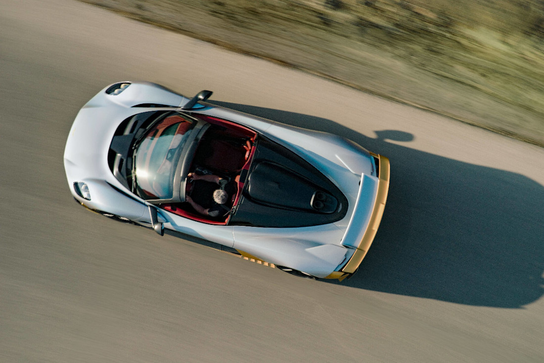 Aston-Martin-Valhalla-Spider_10.jpg