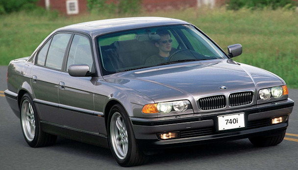 BMW 740i