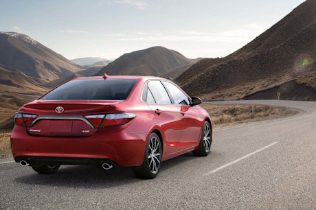 Editorial 07g 2015 toyota camry